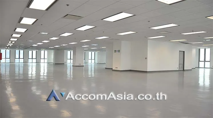 unit Office space For Rent in Ploenchit, Bangkok  near BTS Chitlom - BTS Ploenchit (AA13176)